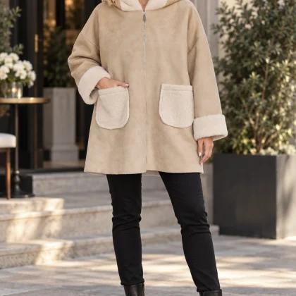 Jacheta stil cojoc piele intoarsa IOANA bej